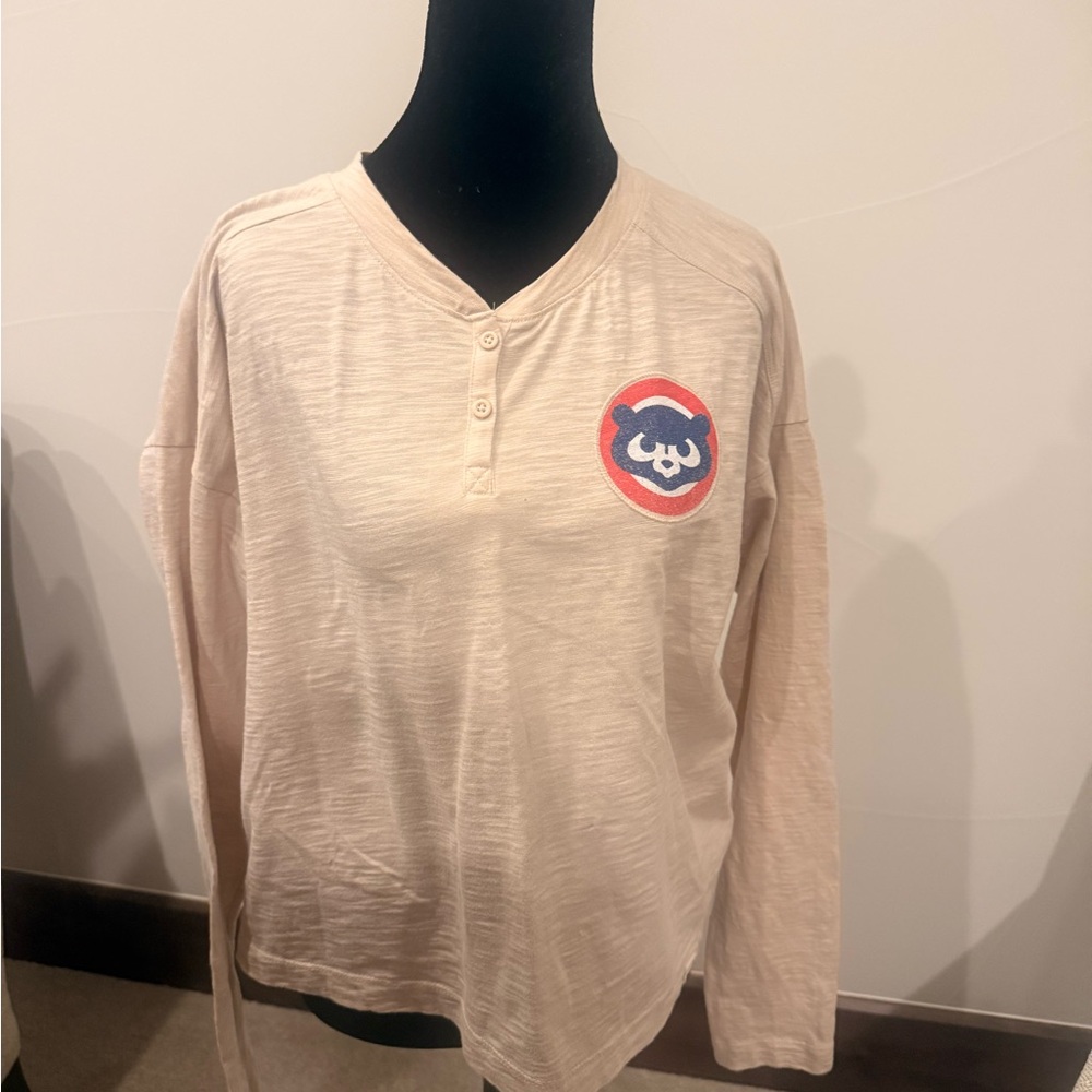 Fanatics Beige Long Sleeve Tee with Logo